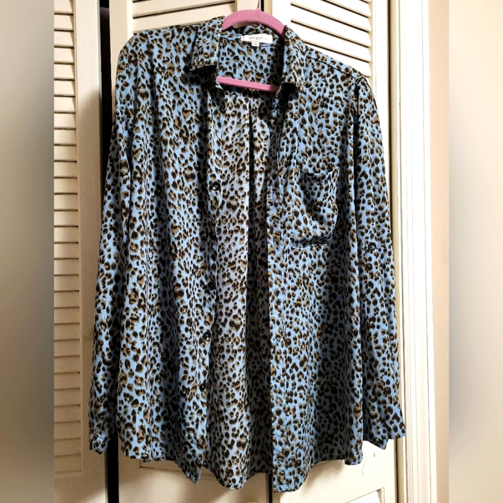 Blue Cheetah Print Button Up